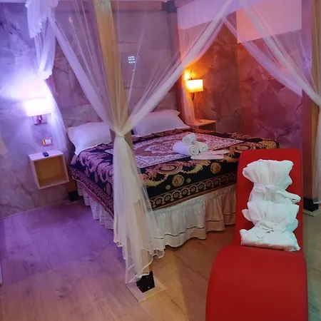 Confort Suites-2